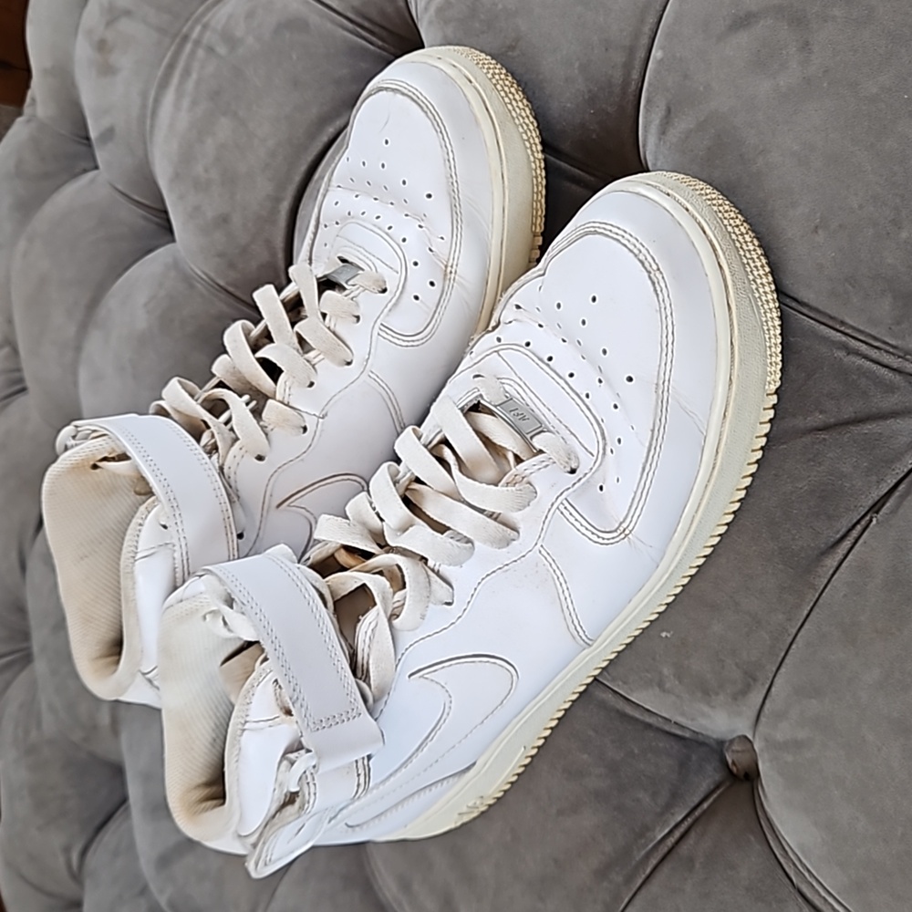 Nike Air Hi Tops Men's 10